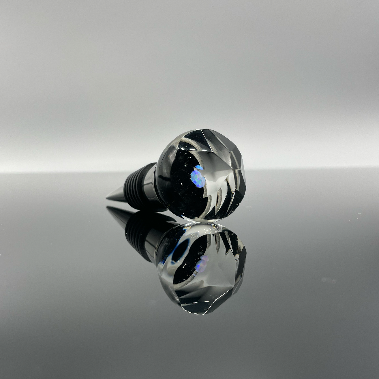 Wine Stopper - Faceted Coin Opal