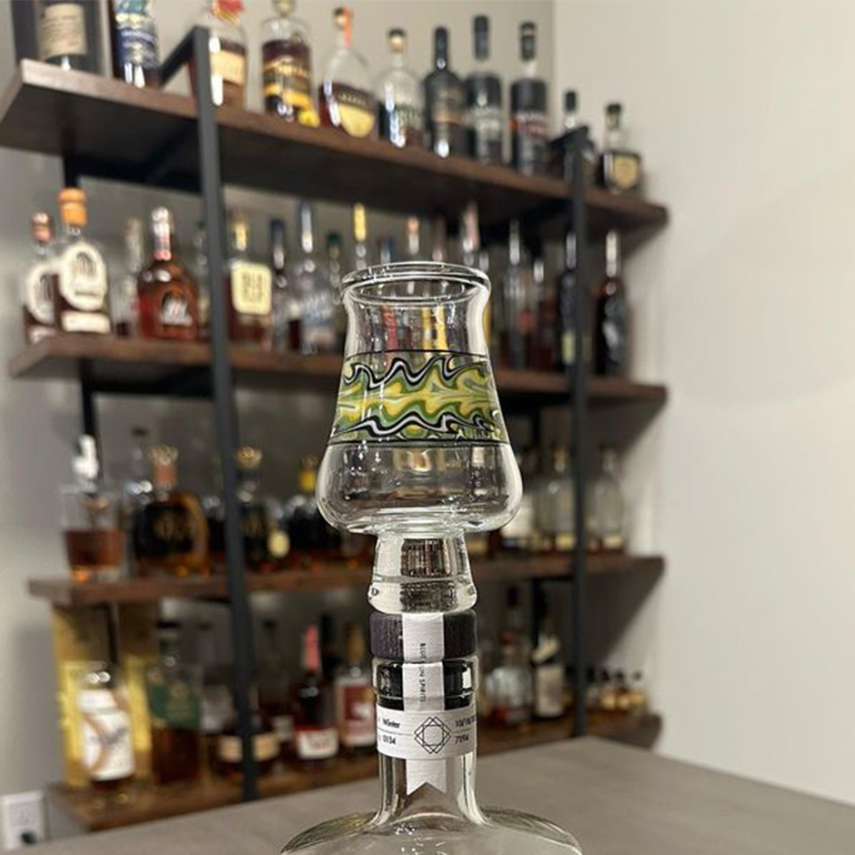 Color Glencairn Whiskey Glass